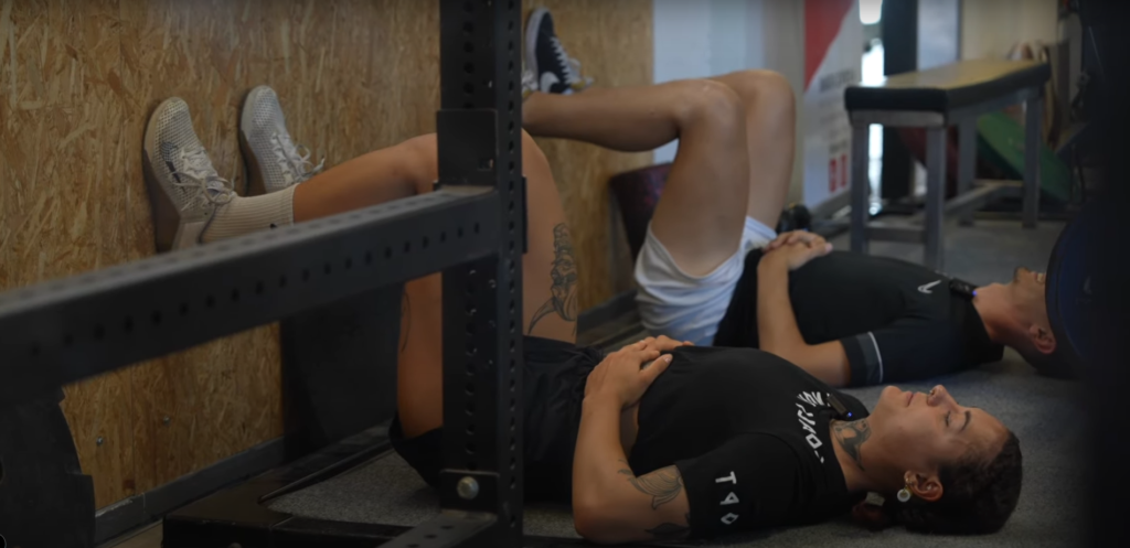 Léo-Paul Sapet, préparateur mental, montrant comment utiliser l’imagerie mentale pour améliorer la performance sportive et la concentration.