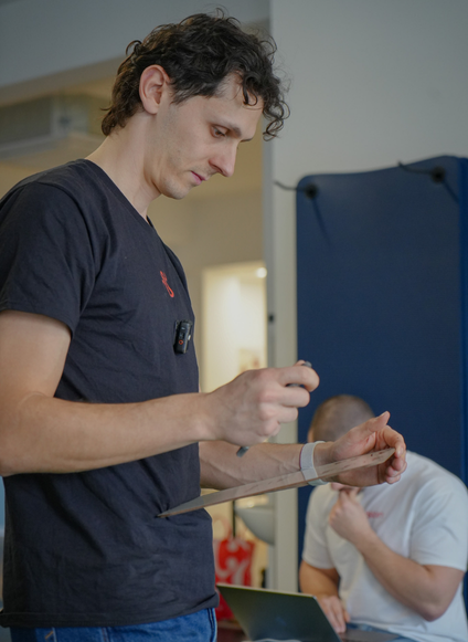 (pas de titre) Léo-Paul SAPET Préparateur mental coachant les participants sur l'aspect mental pendant la supervision